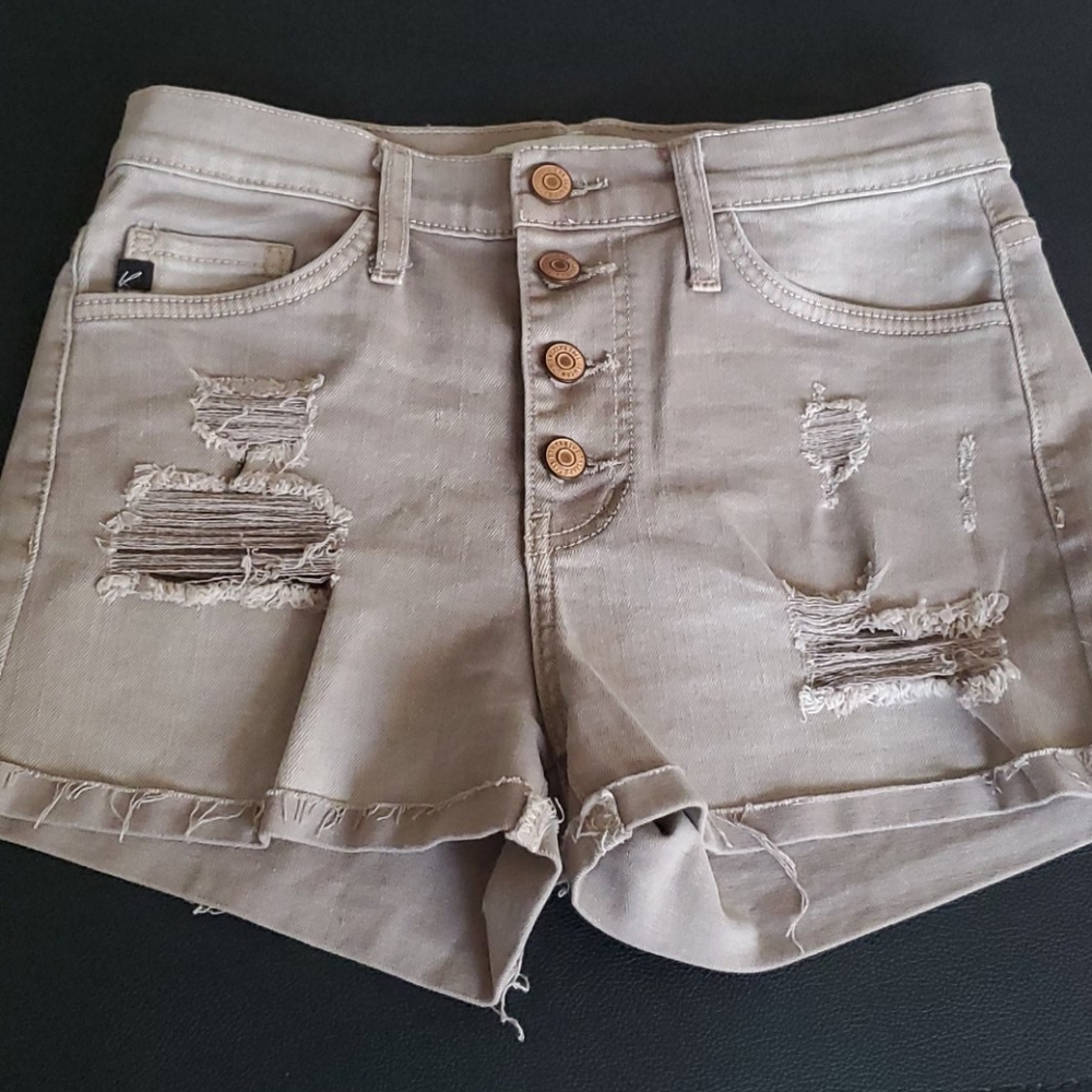 KanCan Short